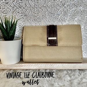 Vintage 80’s Liz Claiborne Wallet